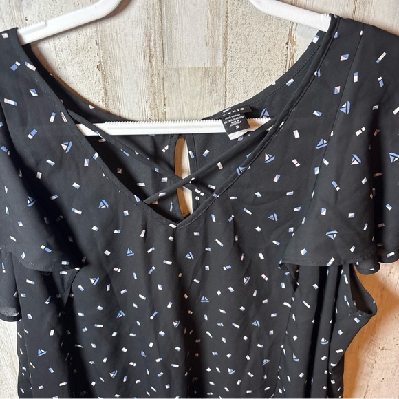 Torrid Chiffon Blouse Short Sleeve Crisscross Black Sail Boat Print Top Size 2 - Picture 2 of 16